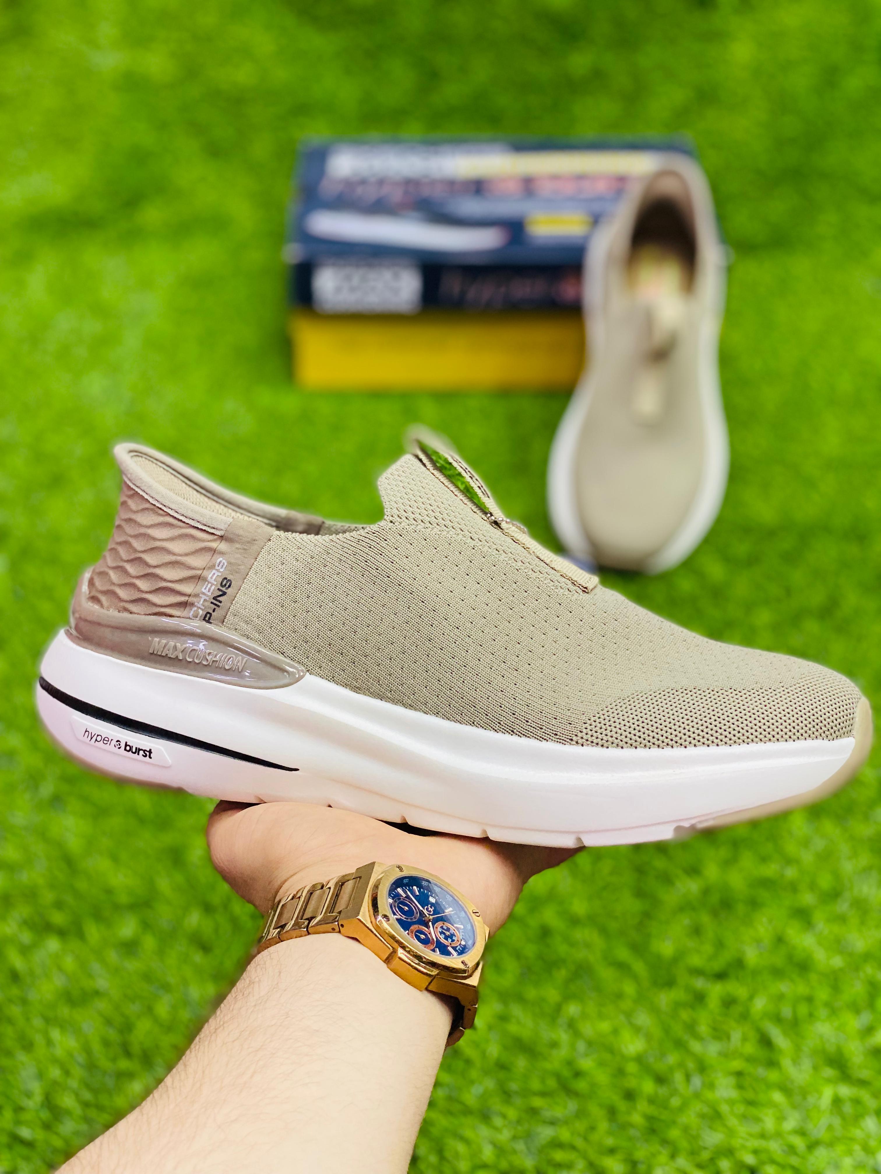 Sketcher Burst New Beige