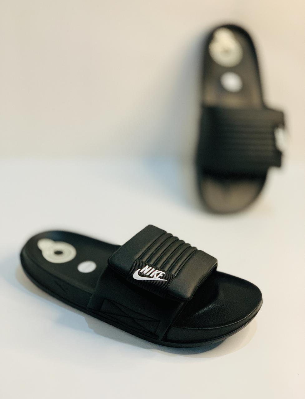 AD Adlite Slides - All black NK