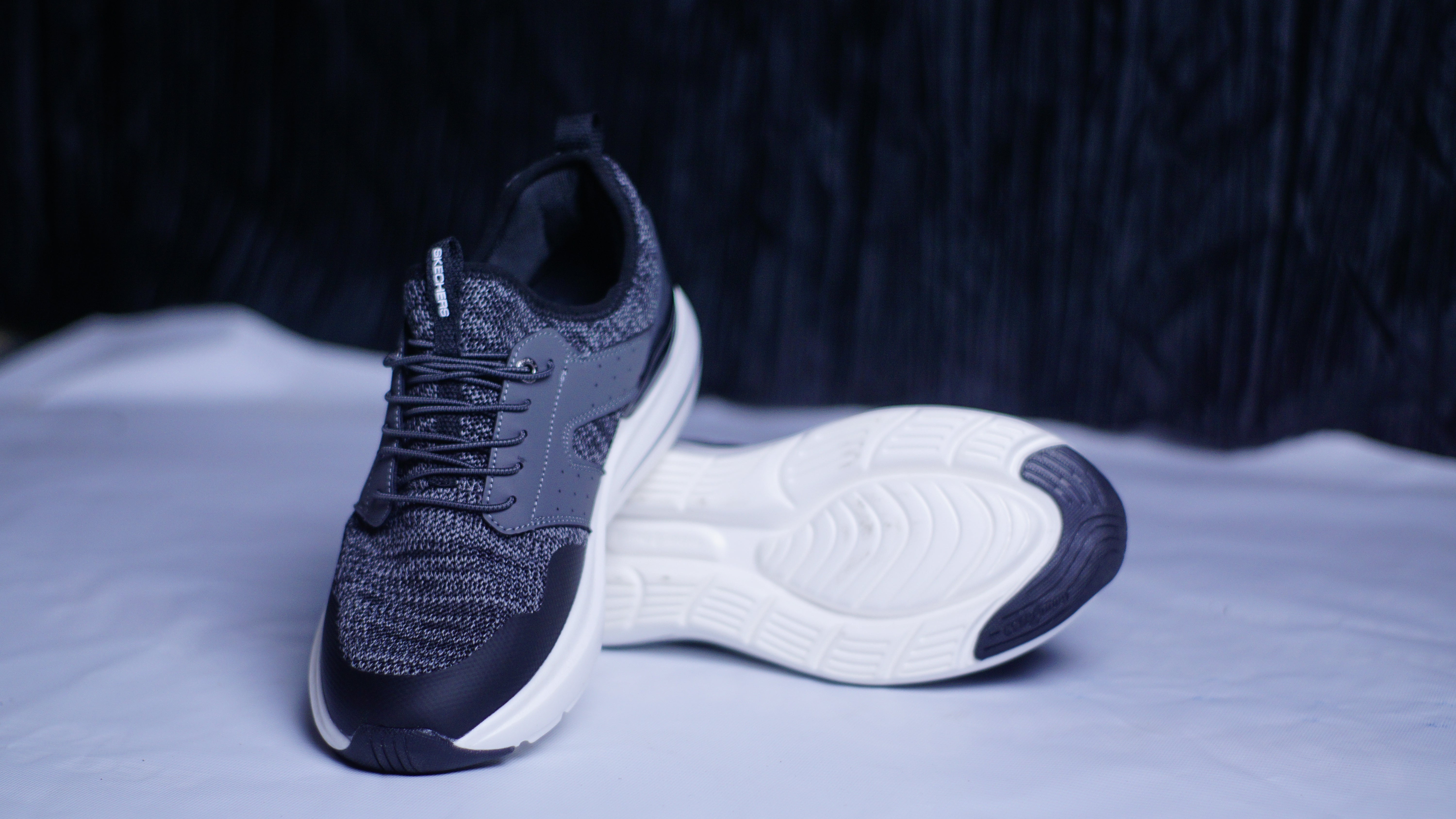 Sketcher HyperBurst - "Black White"