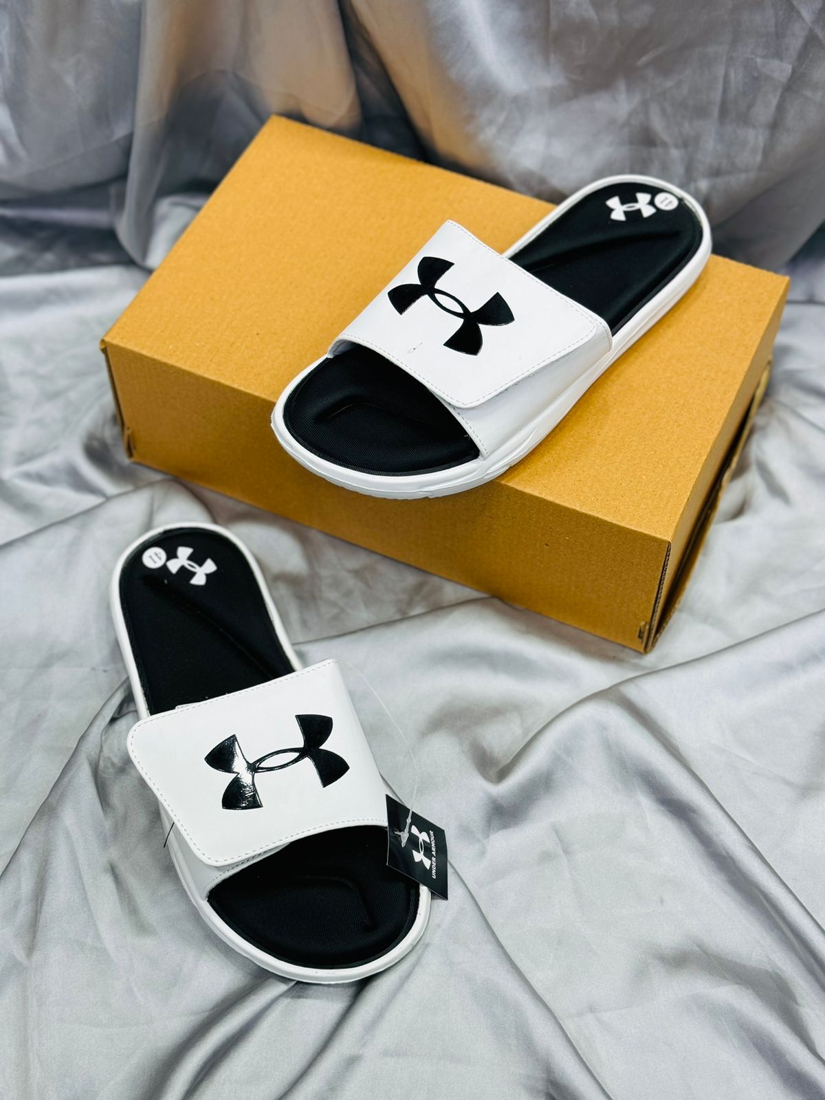 Under Armour Slides - Black/White