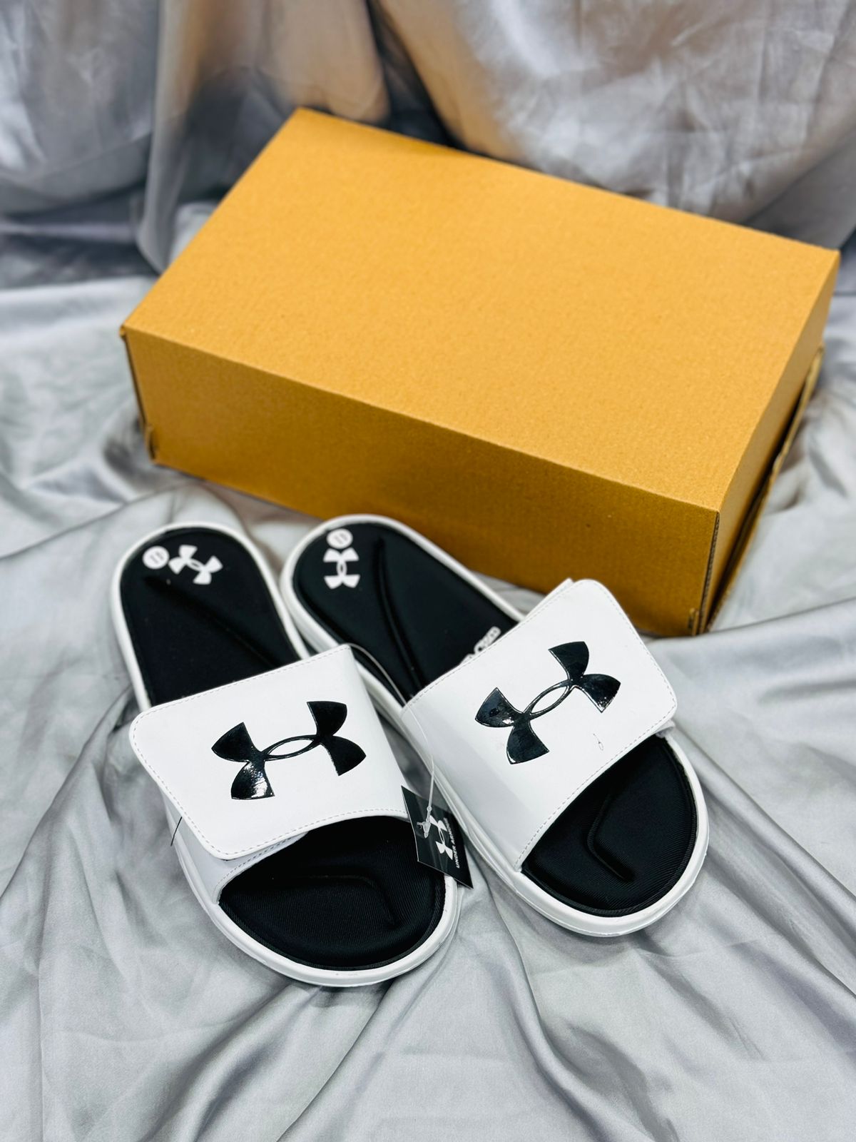 Under Armour Slides - Black/White