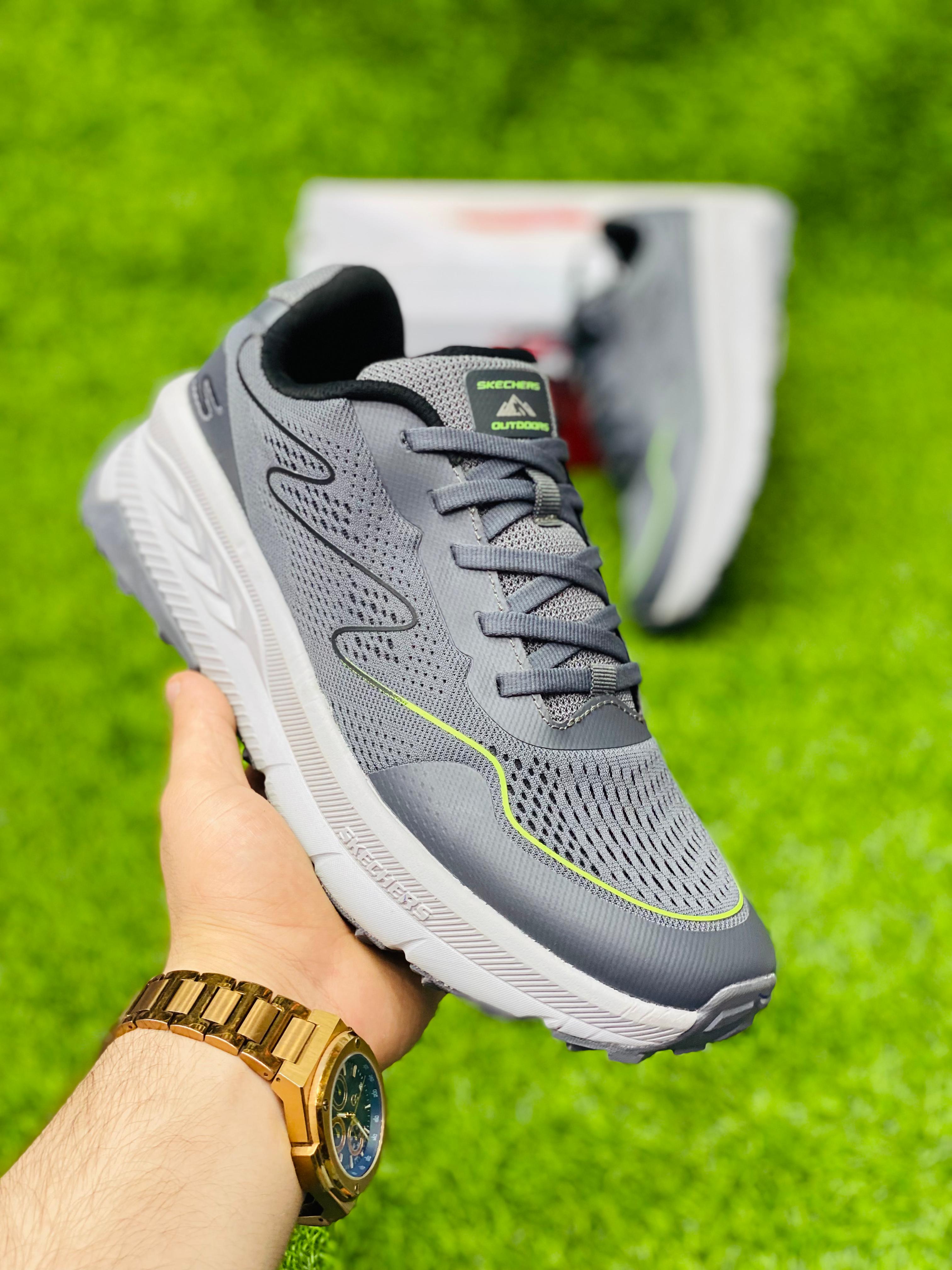 New Skechers - Grey