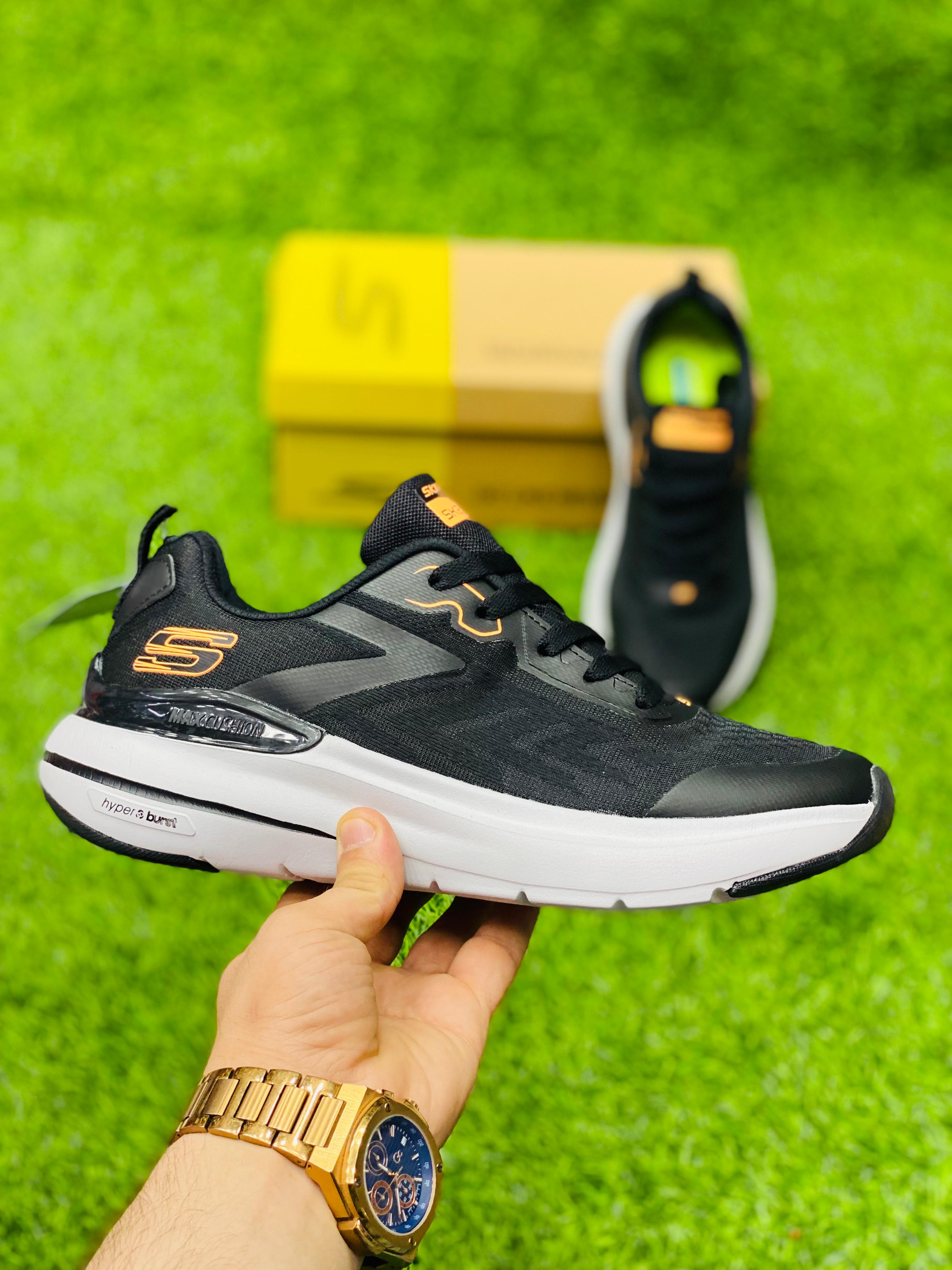 Hyper & burst Skechers - Black