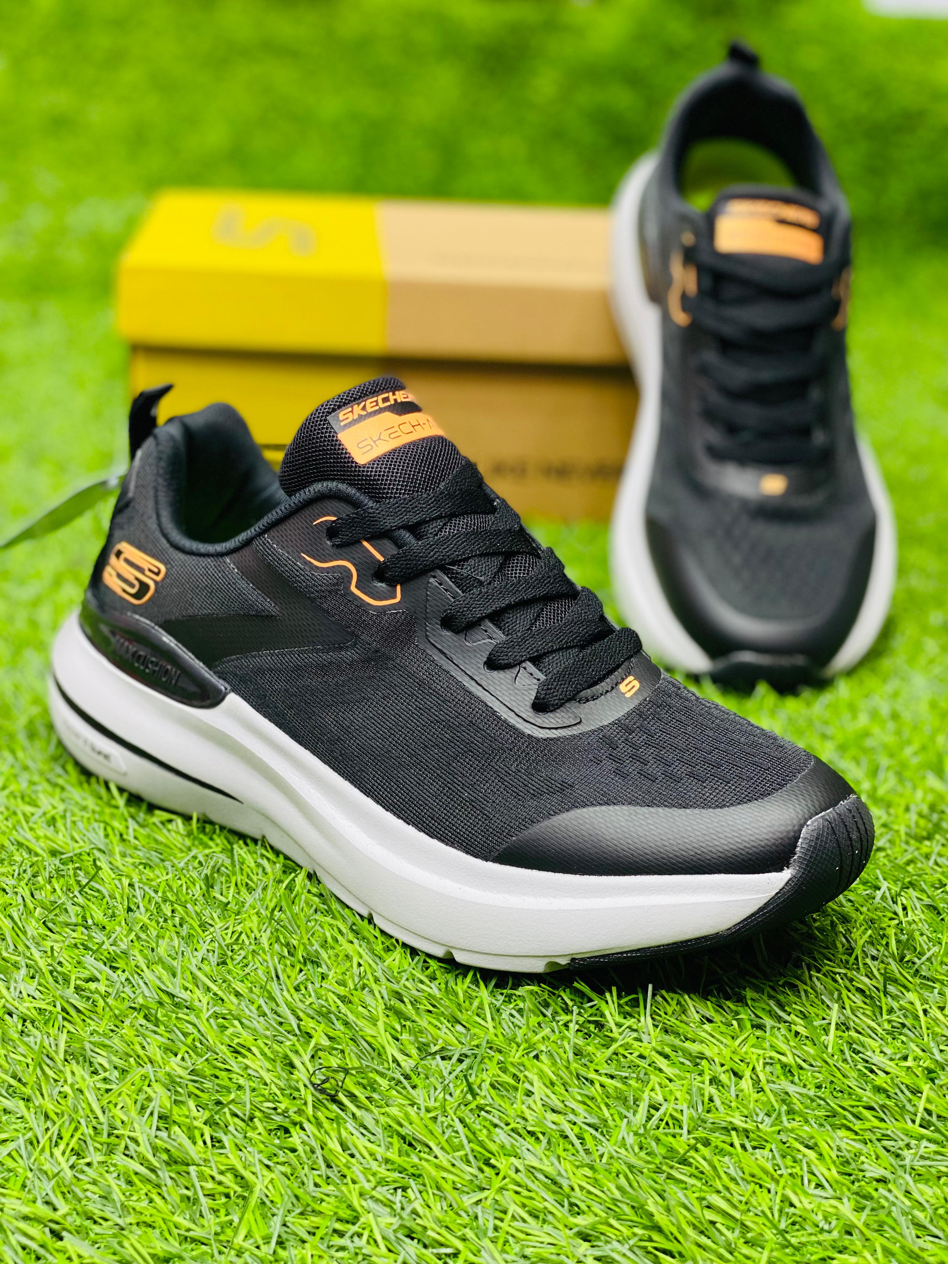 Hyper & burst Skechers - Black