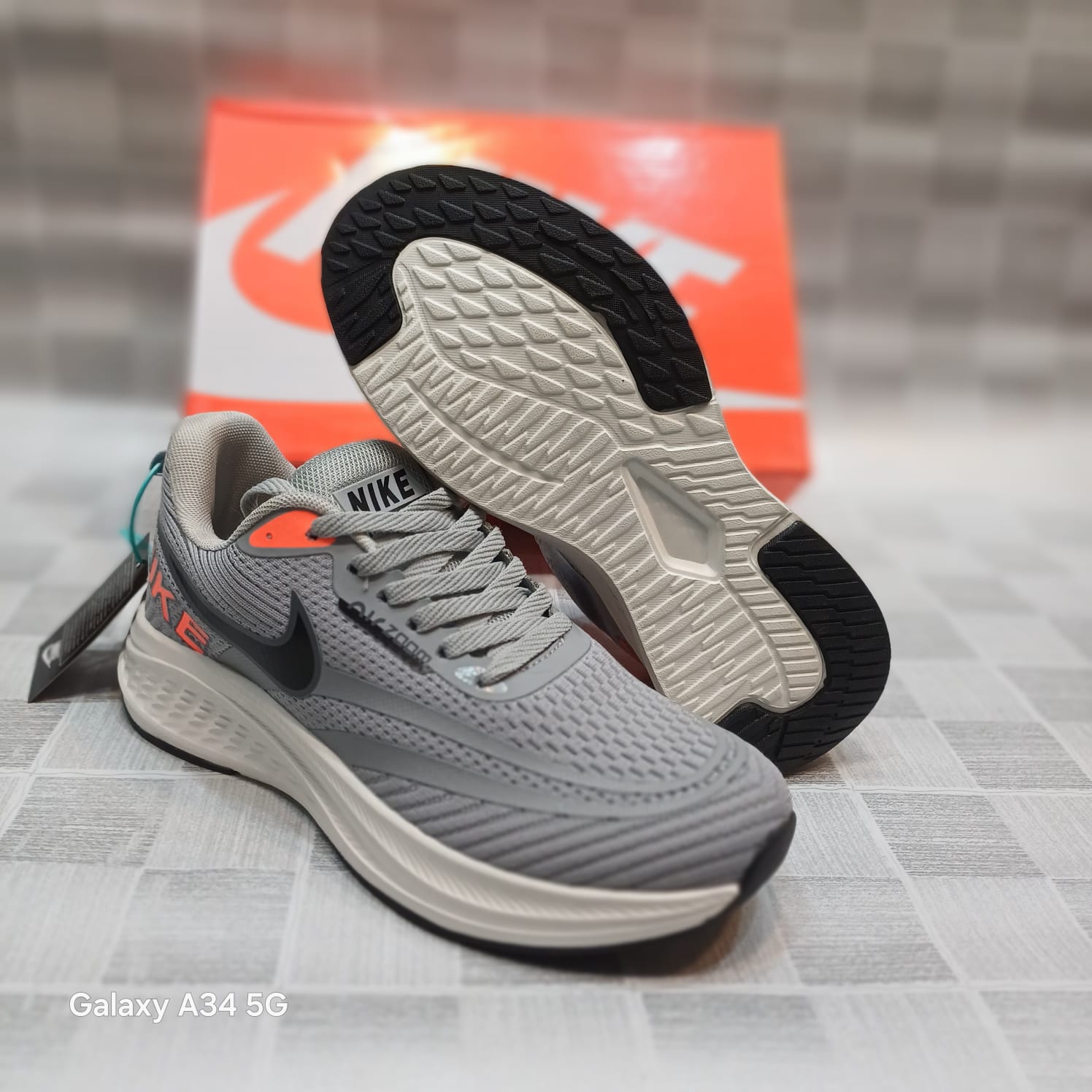 Nk Zoom Grey