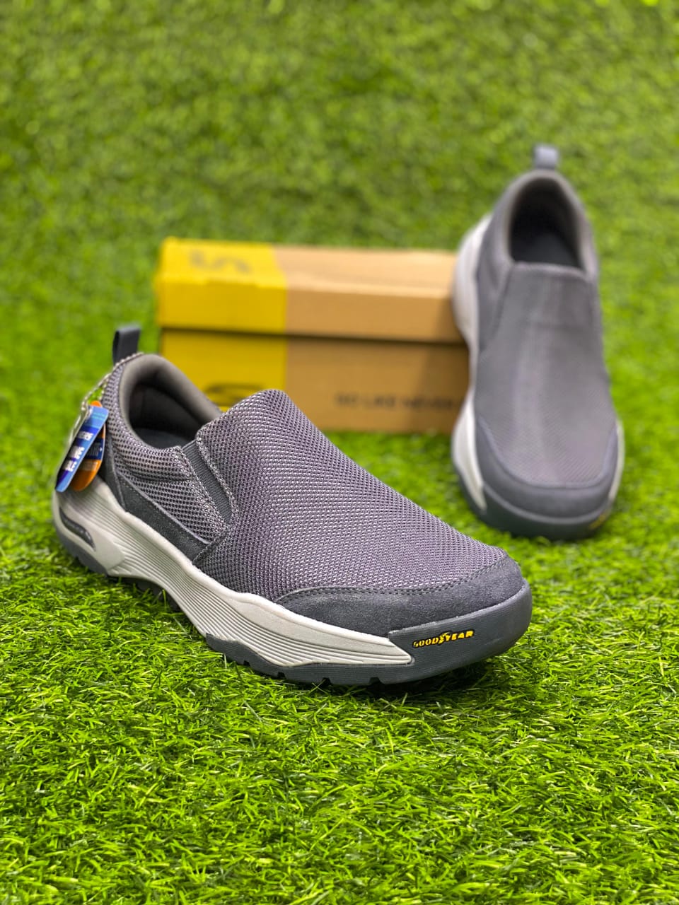 Sketcher Arch Fit Banlin Charcoal grey