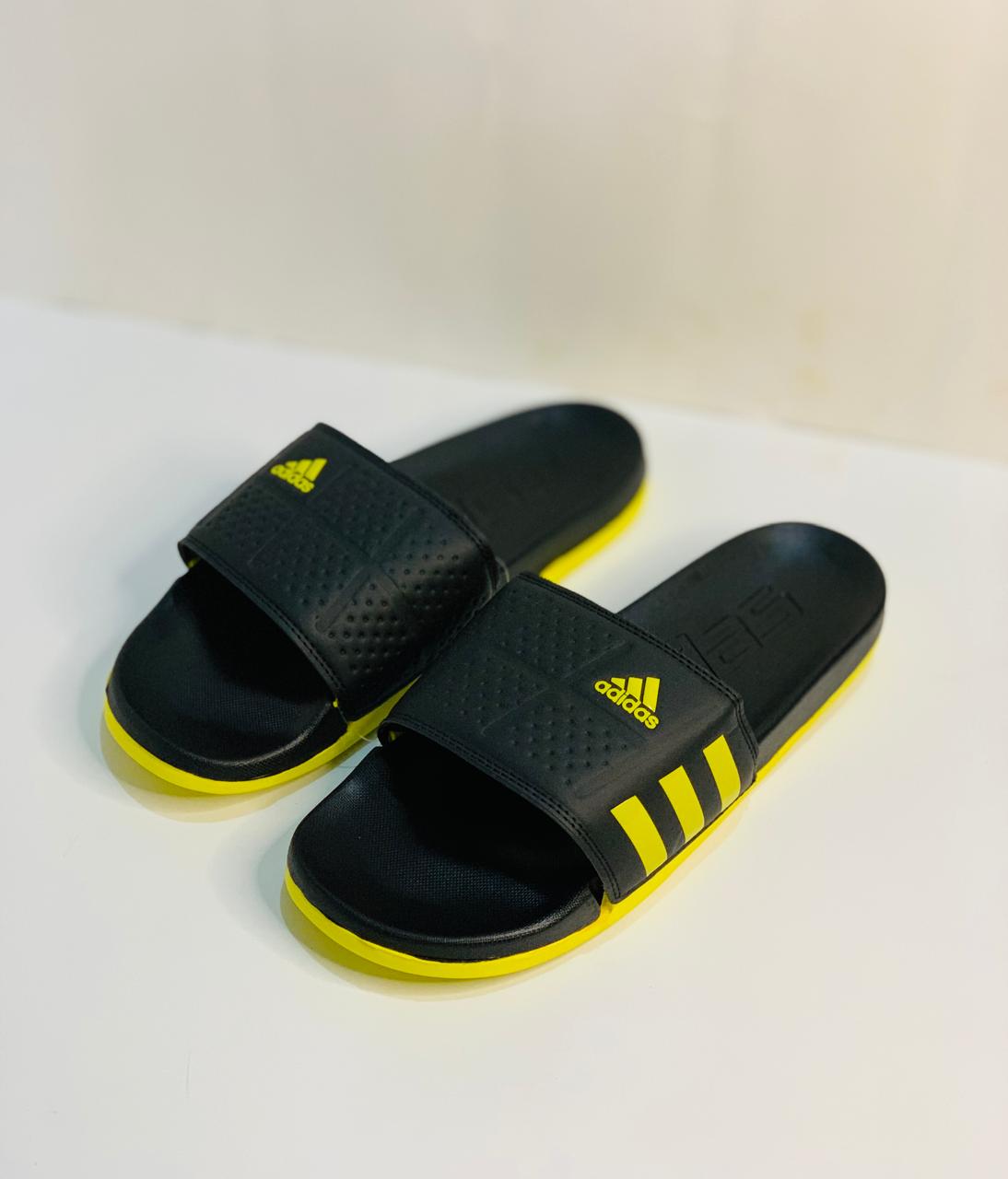 Ad Slides - black & Yellow