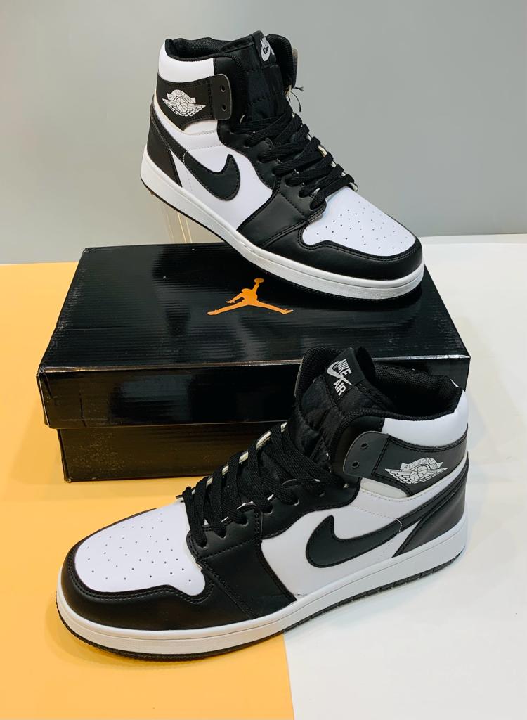 AJ 1 Retro Mids "Panda"